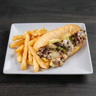 Philly Cheese Steak Sandwich (Classic)