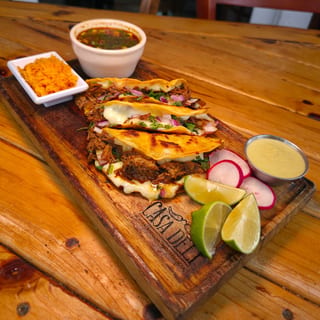 Birria Quesa Tacos